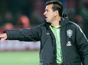 Dunga fala pela primeira vez e volta a criticar a Imprensa