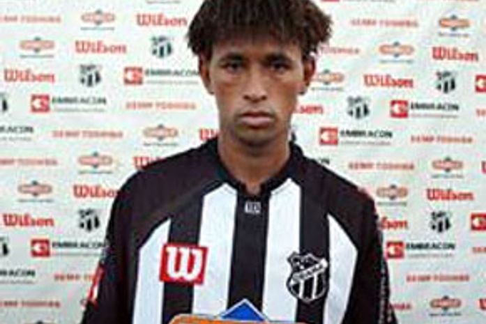 Indisciplina: ASA rompe contrato com meio campo Ciel