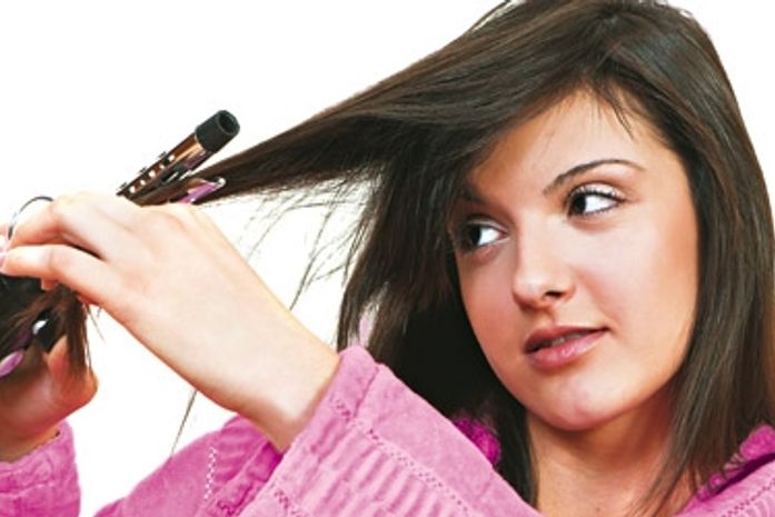 Aprenda adeixar seus cabelos lisos por mais tempo