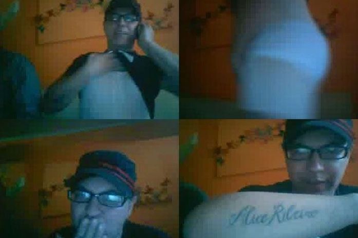 Dicesar mostrou no Twitter cinta modeladora que está usando, além do resultado da cirurgia, ao baixar as calças. Também distribuiu beijos e mostrou a tatuagem em homenagem à mãe