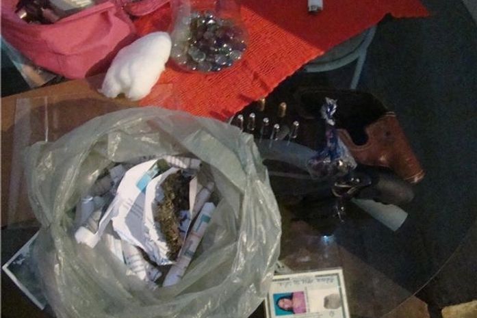 3° BPM e Pelopes desarticulam casa do tráfico em Arapiraca. Dois são presos