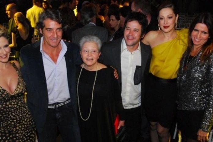 Elenco se reúne para lançamento da novela 'Ti-ti-ti'