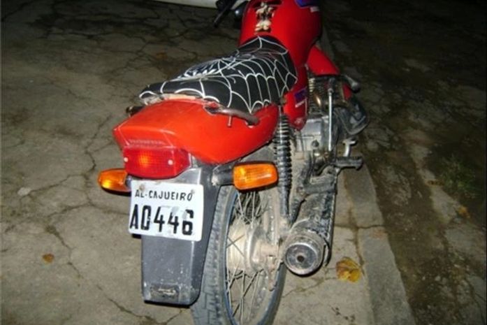 Polícia Militar consegue recuperar motos roubadas em Capela