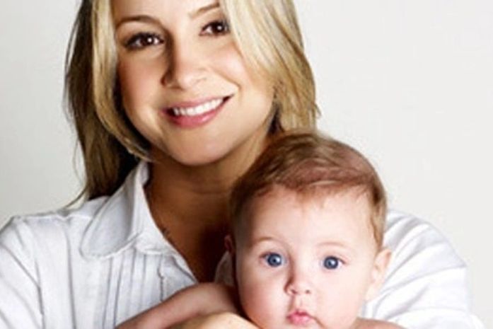 Internautas ameaçam filho de Cláudia Leitte na rede