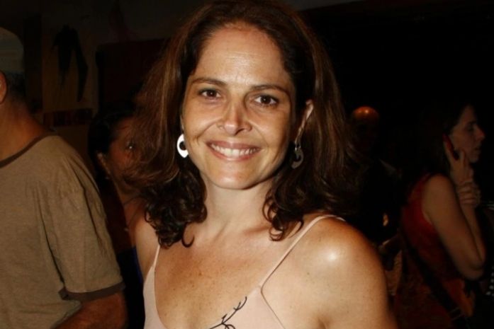 Drica Moraes recebe alta do hospital em São Paulo