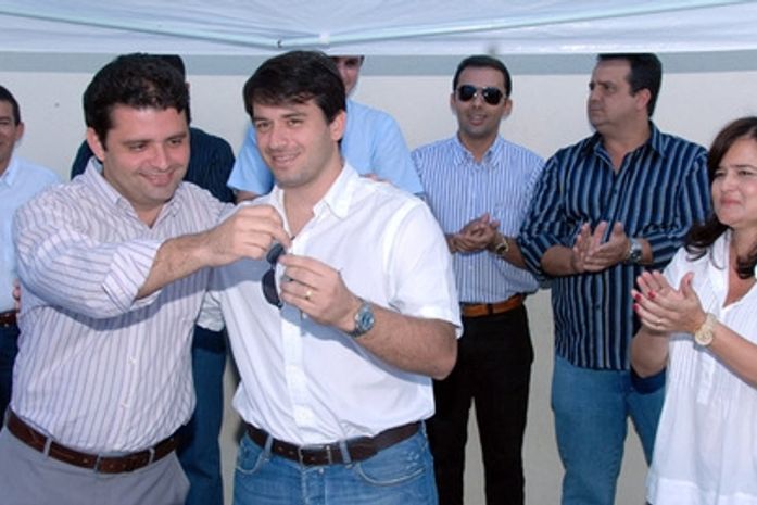 Feliz Deserto e Jequiá da Praia ganham ambulâncias cidadãs