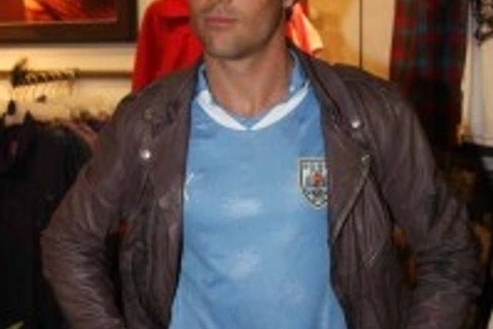 Kayky Brito evita se envolver em escândalos de Stefhany