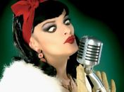 Roqueira alemã Nina Hagen lança disco com canções gospel