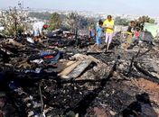 Incêndio destrói barracos de favela na zona leste de SP