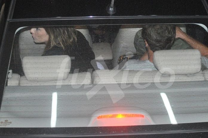 Deborah Secco e Roger Flores são flagrados juntos em Maceió