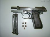 Pistola 7.65 é apreendida com motoqueiro no Jacintinho