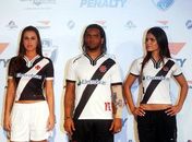 Inspirado na década de 70, Vasco lança linha de uniformes