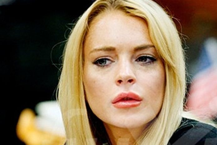 Lindsay Lohan sai da prisão e vai para clínica da Universidade da Califórnia