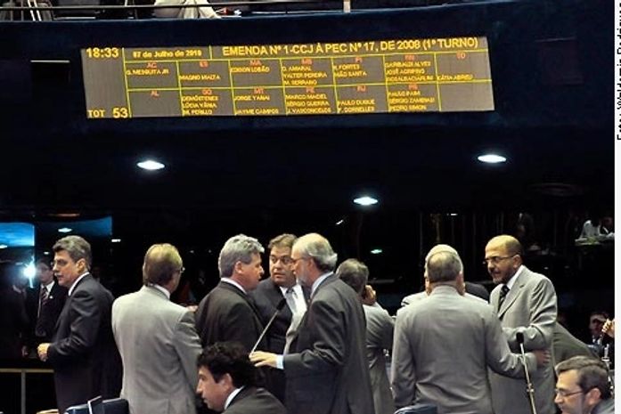 PECs da licença à gestante e do diploma para jornalistas devem ser votadas esta semana
