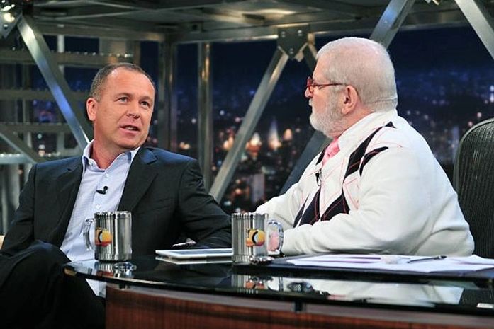 Vídeos:Dia de artista: Mano fala da Seleção no Programa do Jô e Bem, Amigos