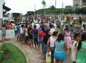 Cegonheiros do Brasil entregam uma carreta de donativos no Vale do Paraíba