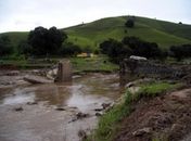 Ponte metálica vai interligar área isolada em São José da Laje