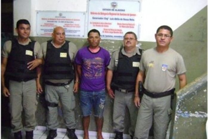 Jovem é preso em Carneiros depois de assassinar o pai