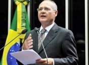 Em nota, Renan reafirma apoio à candidatura de Ronaldo Lessa