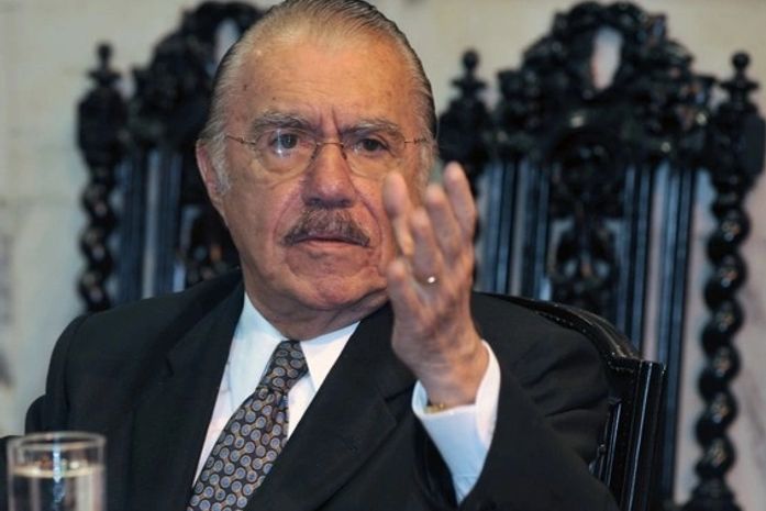 Sarney diz que 4º mandato na presidência marca “despedida”