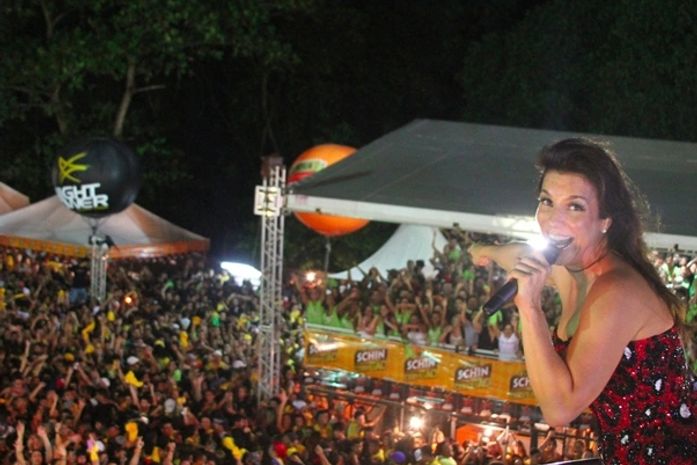 Ivete contrata diretor de Madonna e Beyoncé para gravação de seu novo DVD