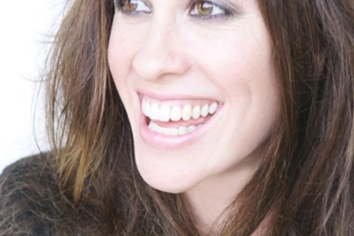 Alanis Morissette anuncia que está grávida do primeiro filho
