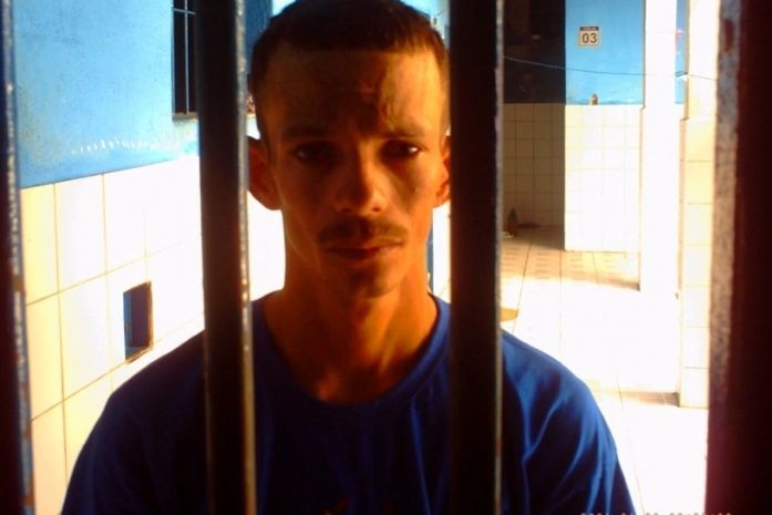 "Matei mesmo. Ele não prestava", confessa assassino de jovem morto em São Miguel