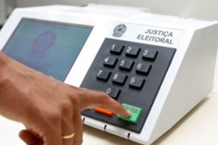 Eleitor que votará em trânsito tem até amanhã para se registrar na Justiça Eleitoral