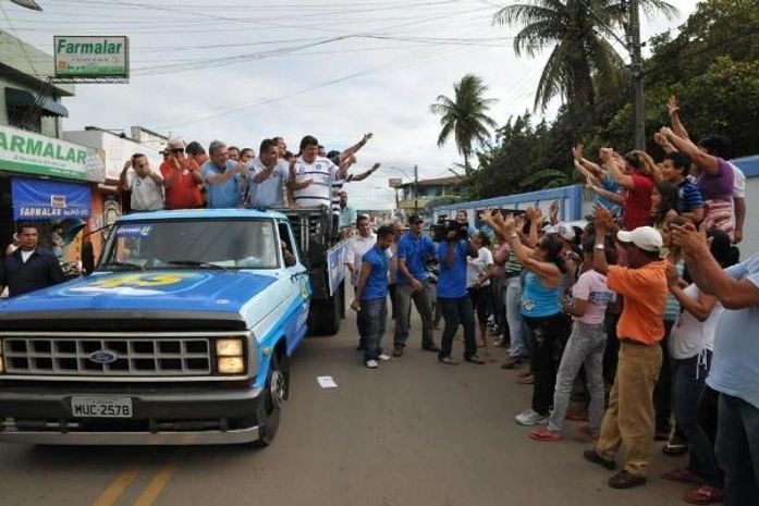 Teotônio Vilela faz caravana e carreata em Palmeira dos Indios