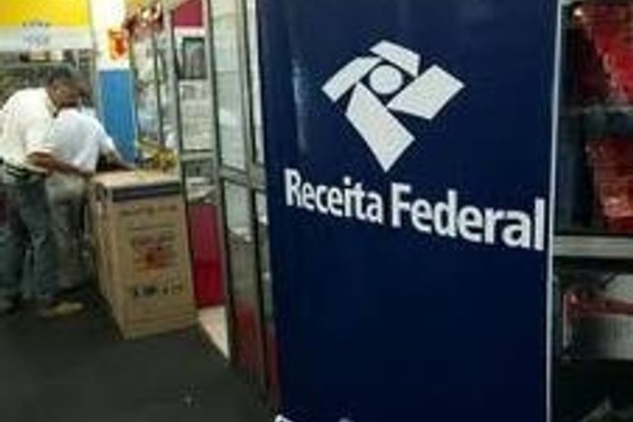 1,6 Milhões de brasileiros recebem restituição de imposto. Confira