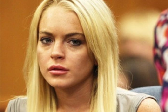 Lindsay Lohan dá conselhos para internas na clínica de reabilitação