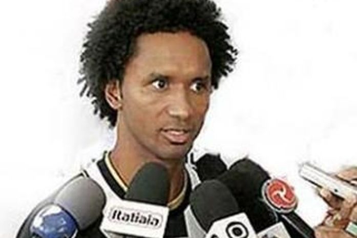 Alegando ter propostas, Francis e meia Lúcio (ex-CRB) deixam o Braga