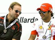 F.Massa se cala, e Barrichello vive momento de Pop Star