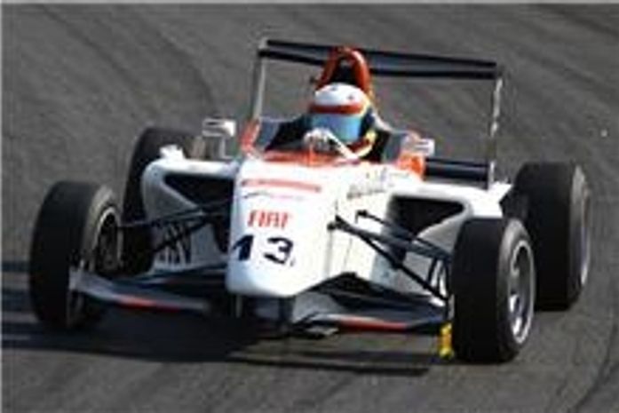 Banda Fresno apoia Johilton Pavlak na etapa de Interlagos da Fórmula Future Fiat