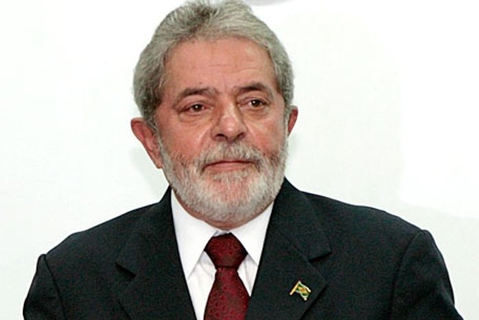 TSE: Somente Lula pode questionar uso de sua imagem em propaganda