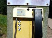 Livro reúne fotos de placas inusitadas de todo o mundo; veja