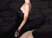 Nova geração de cineastas do mundo compete em Veneza