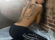 Legging com tachas usada por Beyoncé na campanha da Deréon