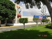 Carro roubado  é encontrado em estacionamento de Hipermercado