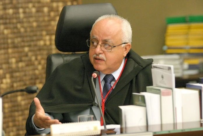 Desembargador James Magalhães de Medeiros, relator