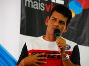 Candidato ao Senado é roubado e acredita em motivação política