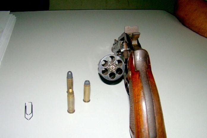 Polícia prende acusado de porte ilegal em Marechal