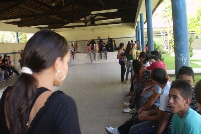 Assaltos diários levam estudantes a pedir socorro a Polícia Militar de Arapiraca‏