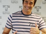 Luciano Szafir aproveita férias ao lado da nova namorada