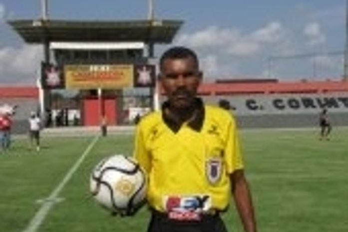 Melhor arbitro no ano passado, José Elias anuncia aposentadoria e fala tudo sobre a carreira