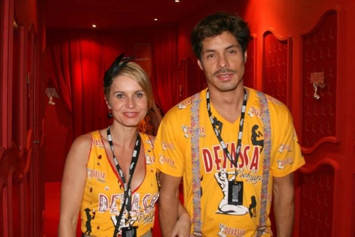 Paula e Daniel dividem o palco na peça O Amante