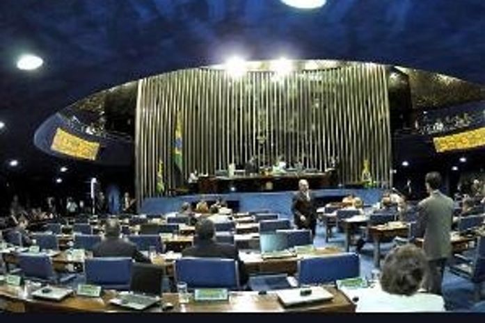Esforço concentrado para ampliar limite de endividamento