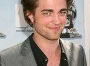 Robert Pattinson no set de filmagens de Water for Elephants