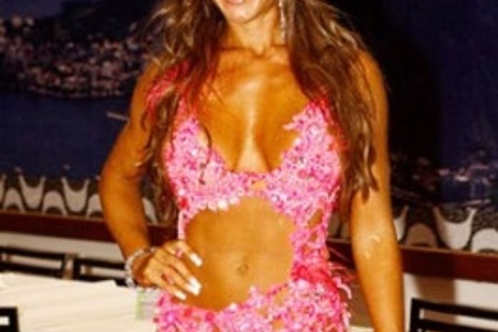 Paniquete Nicole Bahls supervaloriza cachê pago pela Playboy