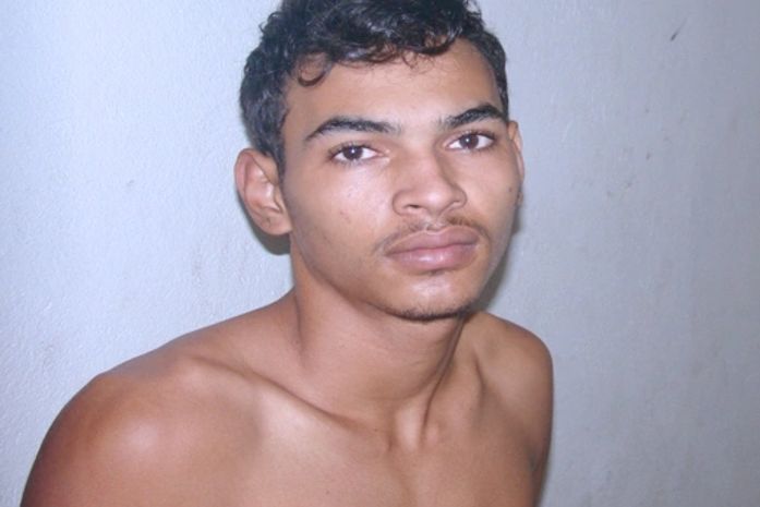 Servente é preso armado na Grota da Alegria